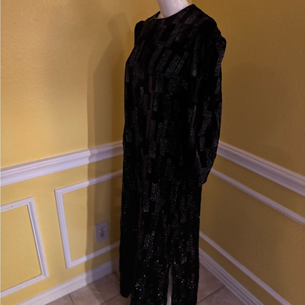 Neiman Marcus Black and Silver Patterned Dress - Picture 14 of 17